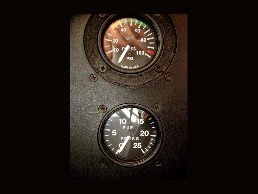 oil_fuel_pressure_gauges-FLAT